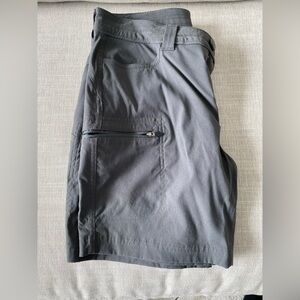 Eddie Bauer - First Ascent - Grey Nylon Cargo Shorts - Size 4
